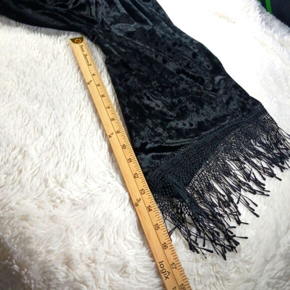 Melissa Page Black Velveteen Witchy/Goth Tunic/Top NWOT Lace/Tassel Accents. L.. - Picture 13 of 15